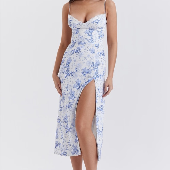 House of CB CHARLOTTE
Blue Print Corset Midi Dress - Picture 1 of 5